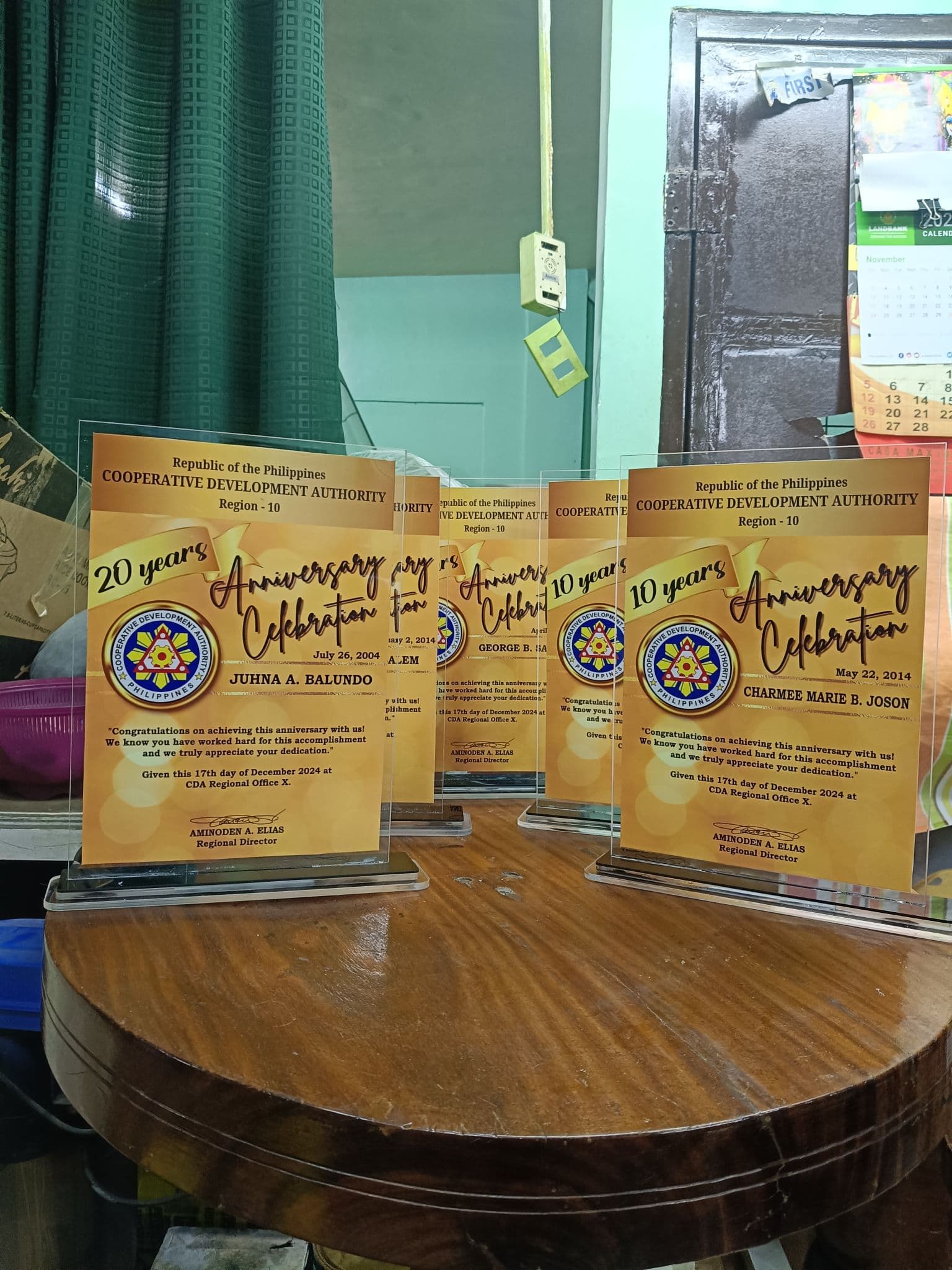 Plaques & Awards